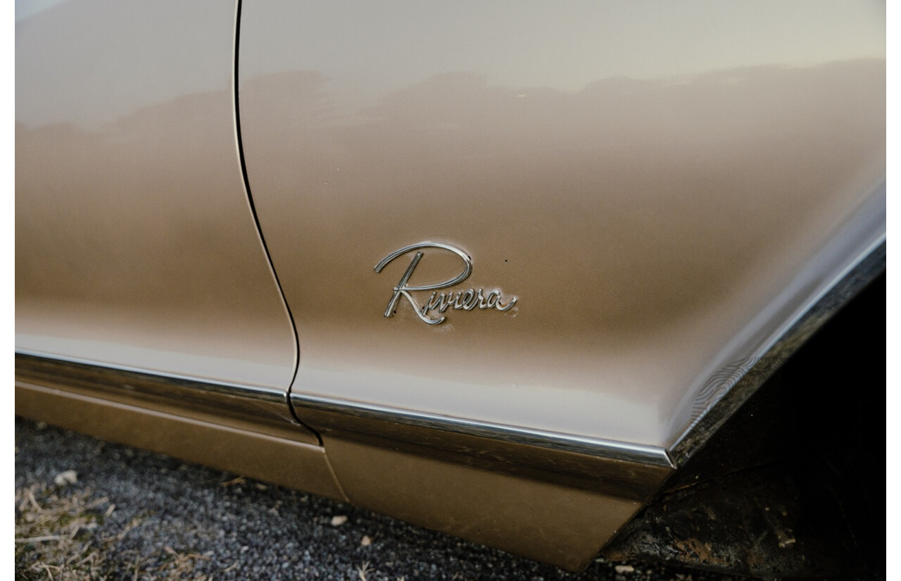 01/1963 Buick Riviera First Gen 2d Hardtop Coupe  Bronze Mist 445 Wildcat V8 7.0L