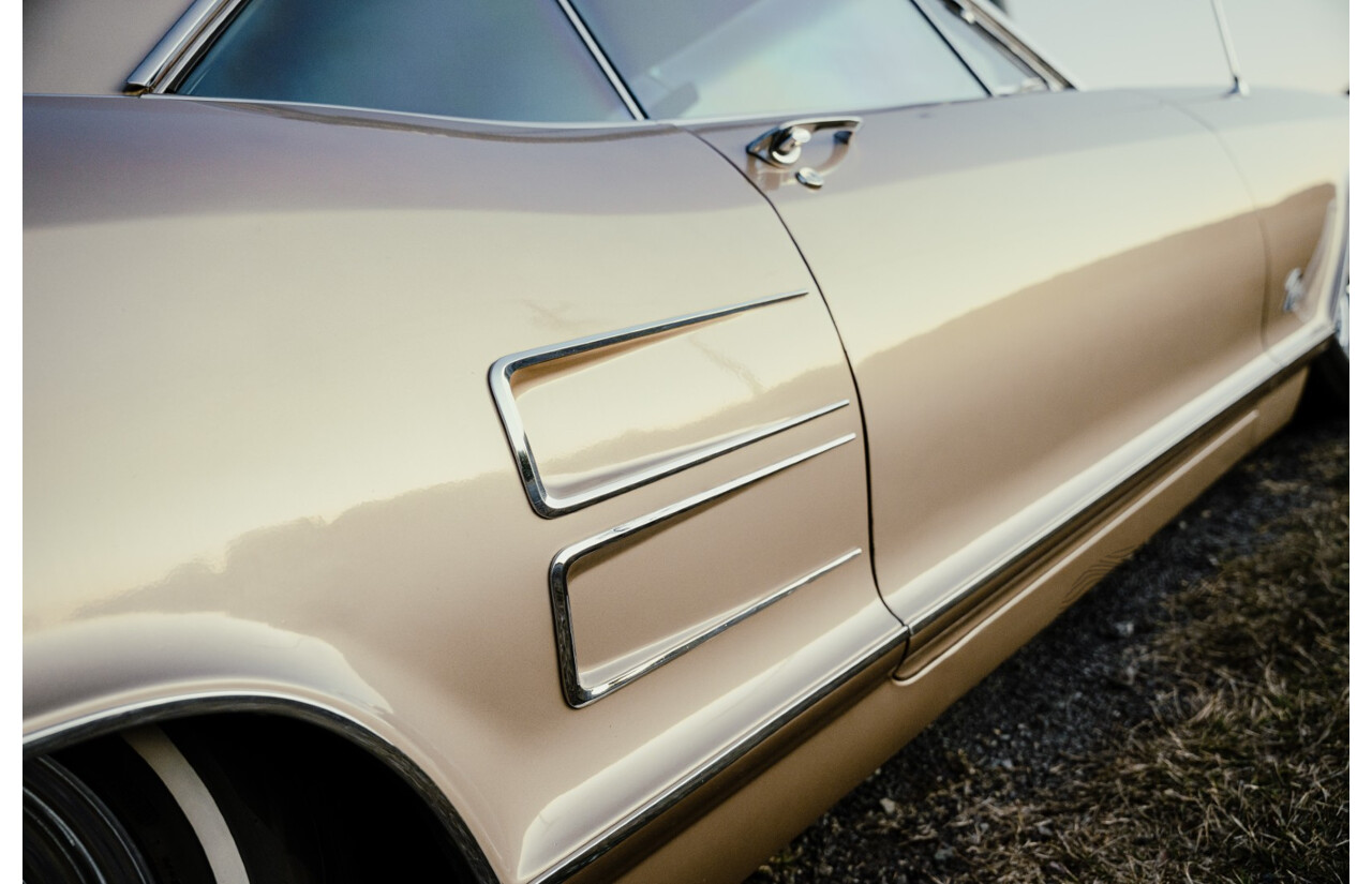 01/1963 Buick Riviera First Gen 2d Hardtop Coupe  Bronze Mist 445 Wildcat V8 7.0L
