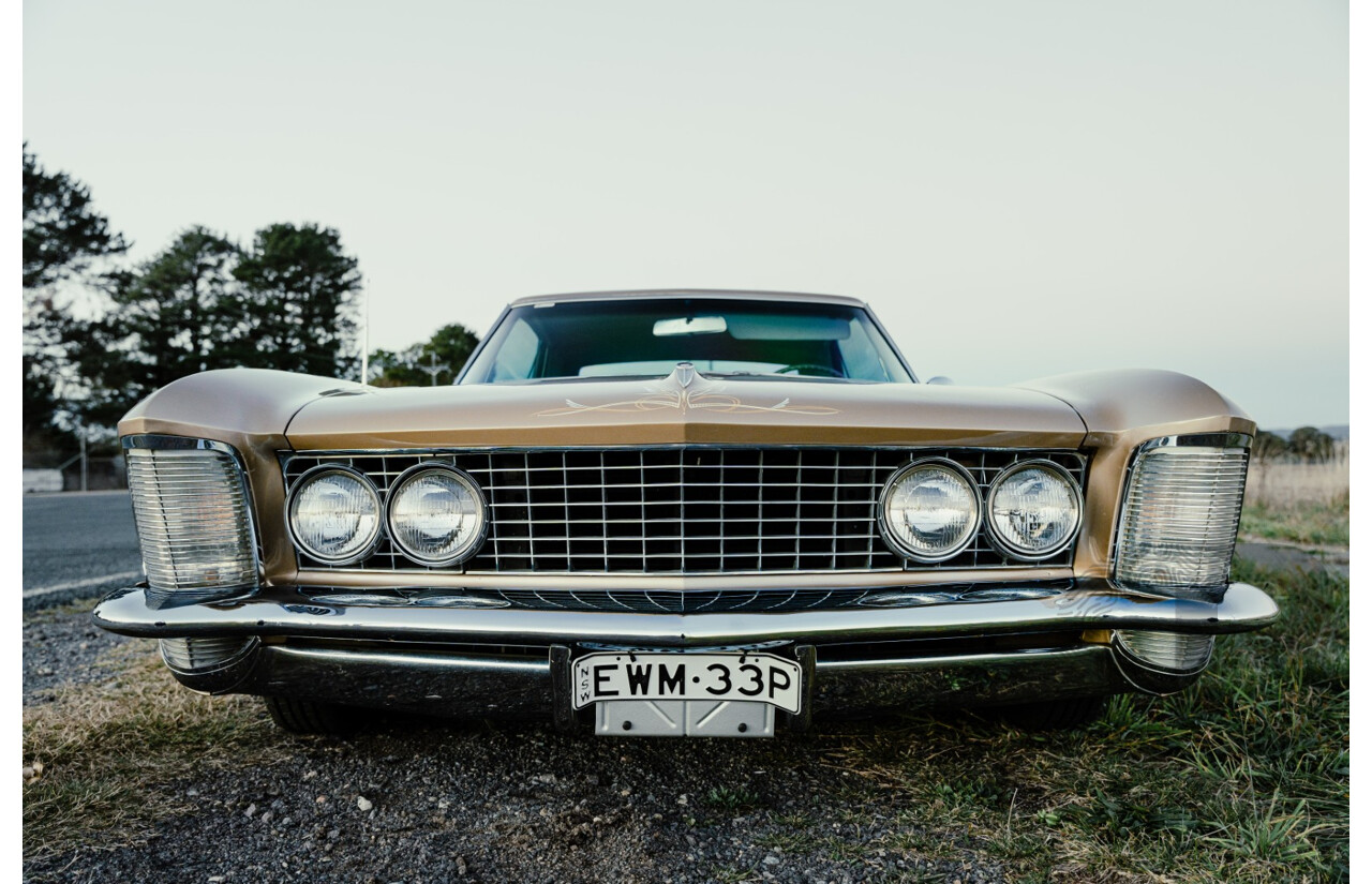 01/1963 Buick Riviera First Gen 2d Hardtop Coupe  Bronze Mist 445 Wildcat V8 7.0L