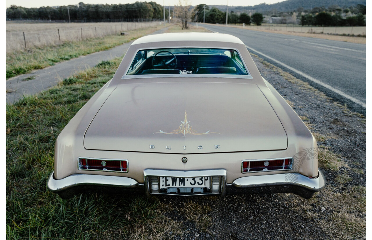 01/1963 Buick Riviera First Gen 2d Hardtop Coupe  Bronze Mist 445 Wildcat V8 7.0L