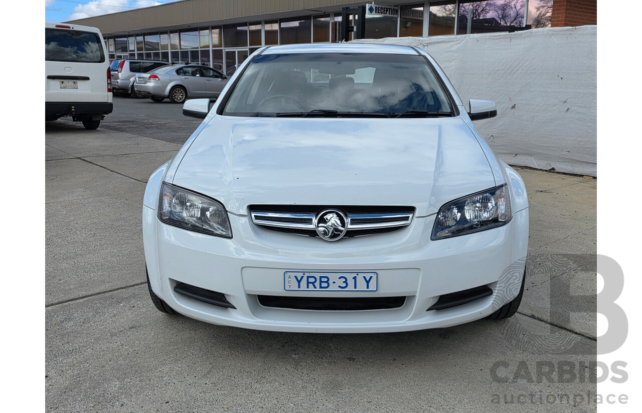 4/2008 Holden Commodore Omega 60TH Anniversary VE MY09 4d Sedan White 3.6L
