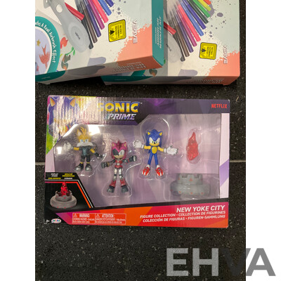 Assorted Kids Toys, Including SONIC Interactive Watch, SONIC Prime Figures and More - Lot of 13