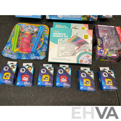 Assorted Kids Toys, Including SONIC Interactive Watch, SONIC Prime Figures and More - Lot of 13