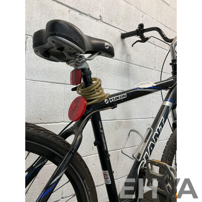 GIANT Yukon Mountain Bike