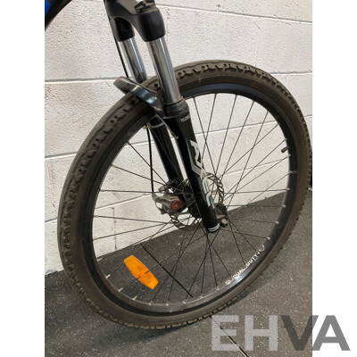 GIANT Yukon Mountain Bike