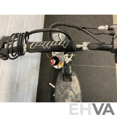 Bullet Stealth 1-6 Electric Scooter