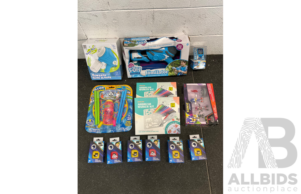 Assorted Kids Toys, Including SONIC Interactive Watch, SONIC Prime Figures and More - Lot of 13