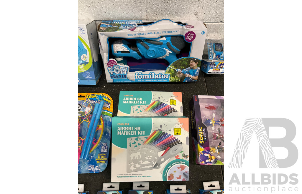 Assorted Kids Toys, Including SONIC Interactive Watch, SONIC Prime Figures and More - Lot of 13