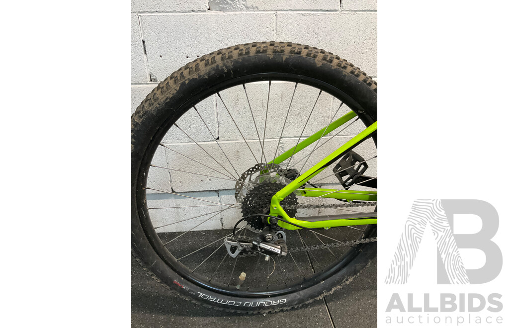 SPECIALIZED Pitch Sport Mountain Bike - ORP $1399