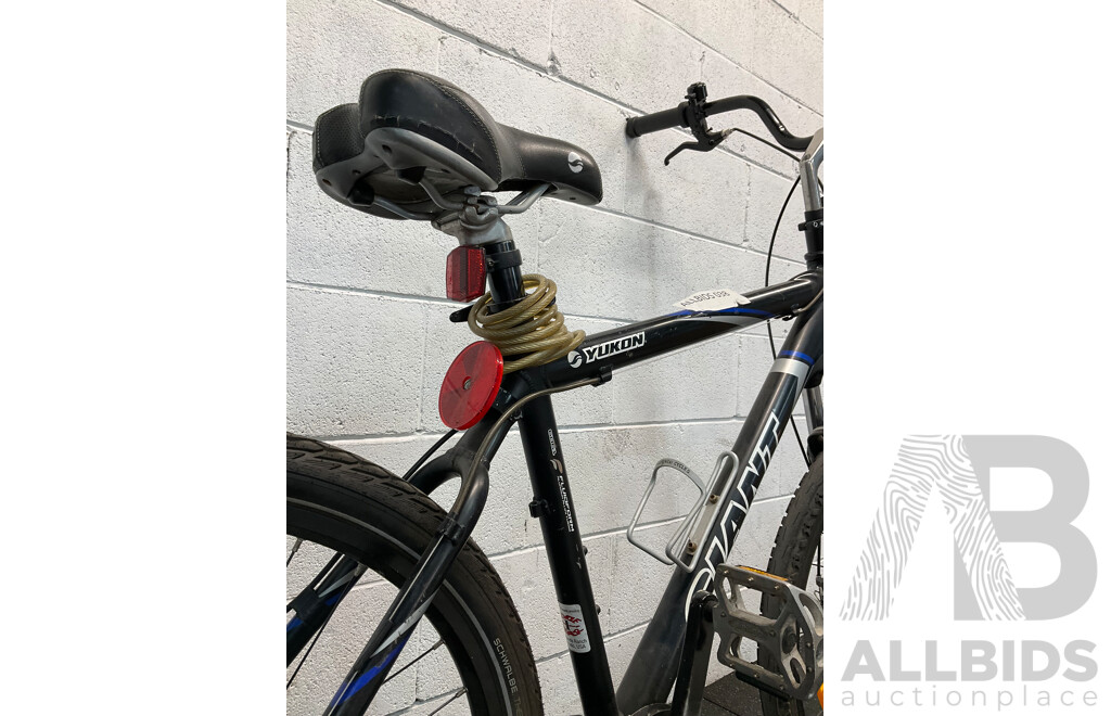 GIANT Yukon Mountain Bike