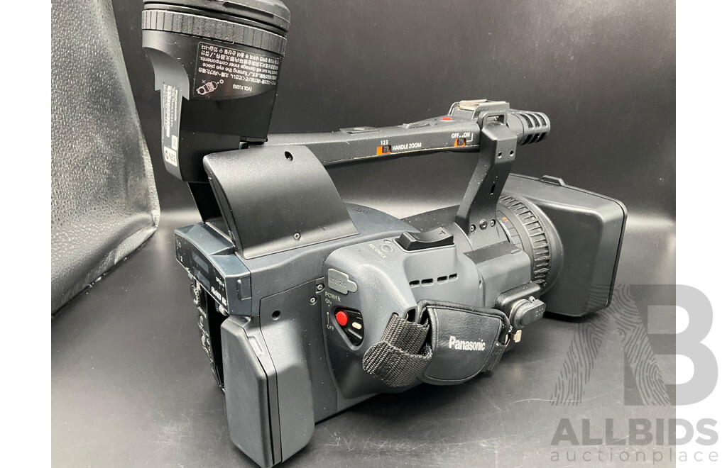 PANASONIC P2HD Camcorder in Pelican Storm Carry Case