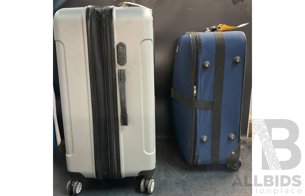 CABANI Travel Suitcase & America Travel Suitcase - Lot of 2