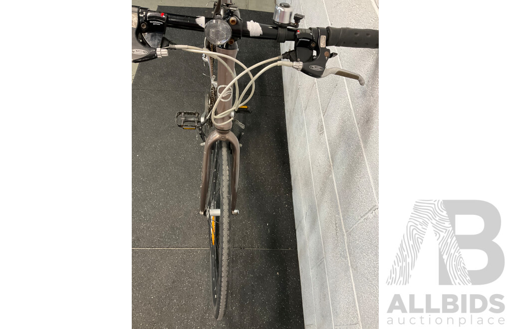 GIANT CRX Three Road Bike