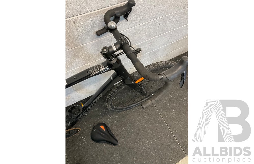 MERIDA Silex 200 Gravel Bike - ORP $1799