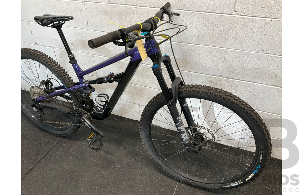 POLYGON SISKIU Size M Mountain Bike - ORP $3599