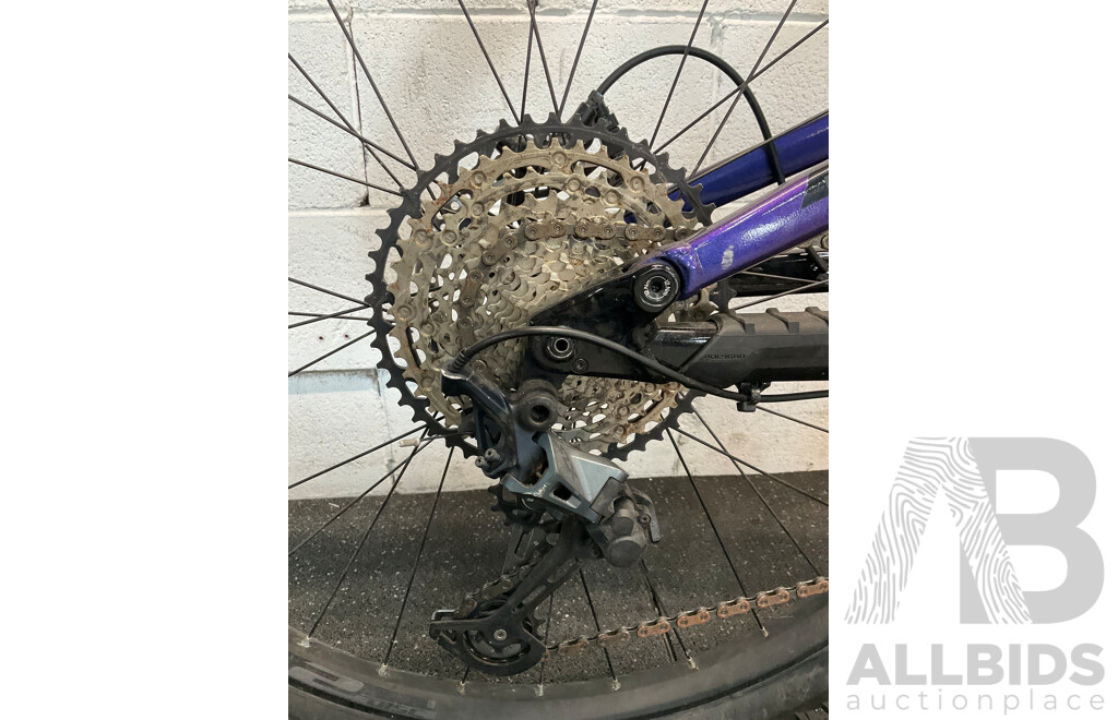 POLYGON SISKIU Size M Mountain Bike - ORP $3599