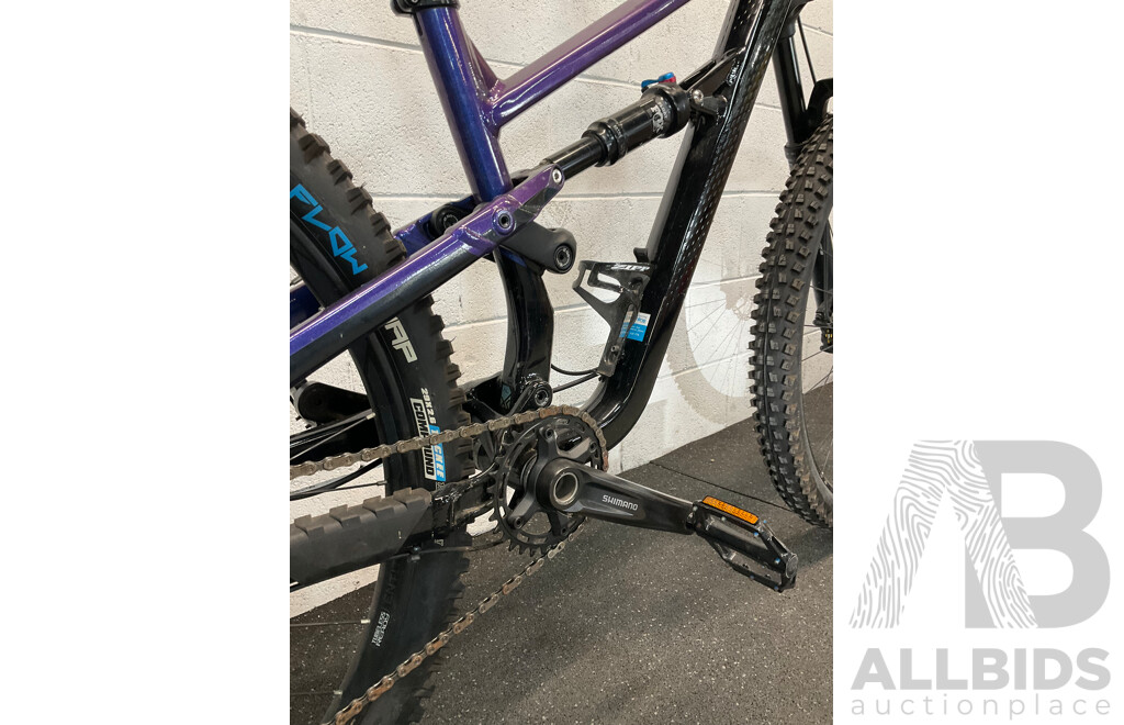 POLYGON SISKIU Size M Mountain Bike - ORP $3599