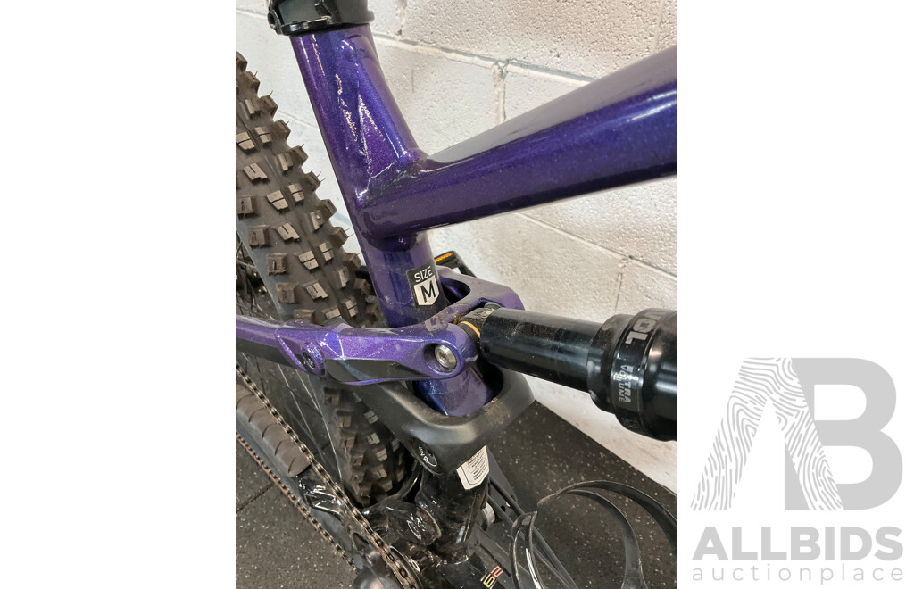 POLYGON SISKIU Size M Mountain Bike - ORP $3599