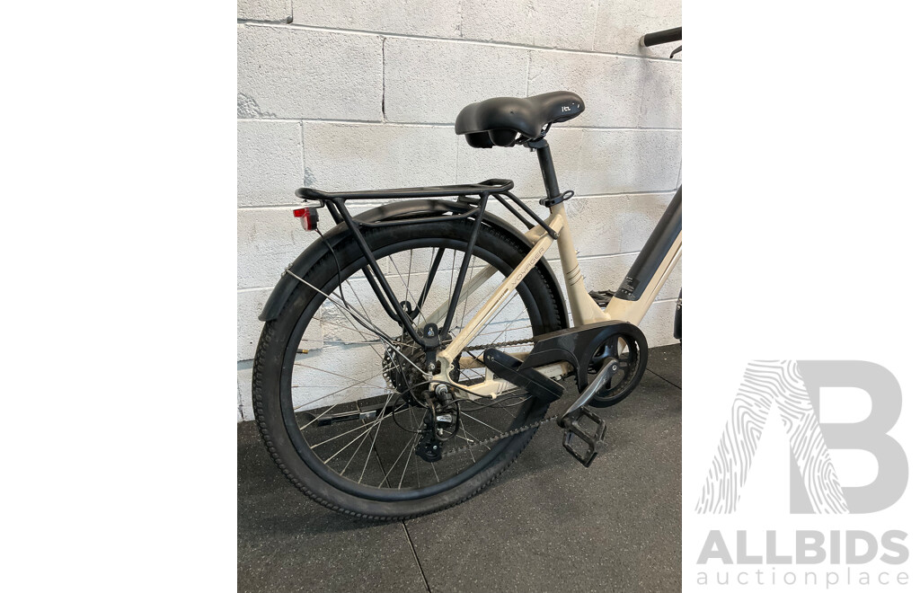 TEBCO Voyager Electric Bike