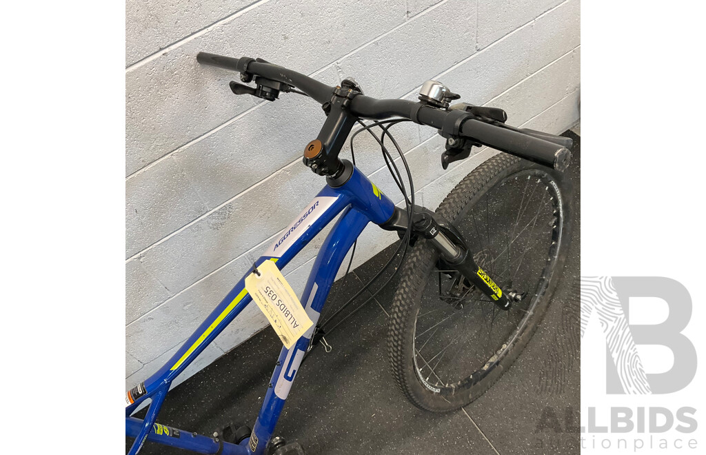 GT Aggressor Sport Bike - Size M