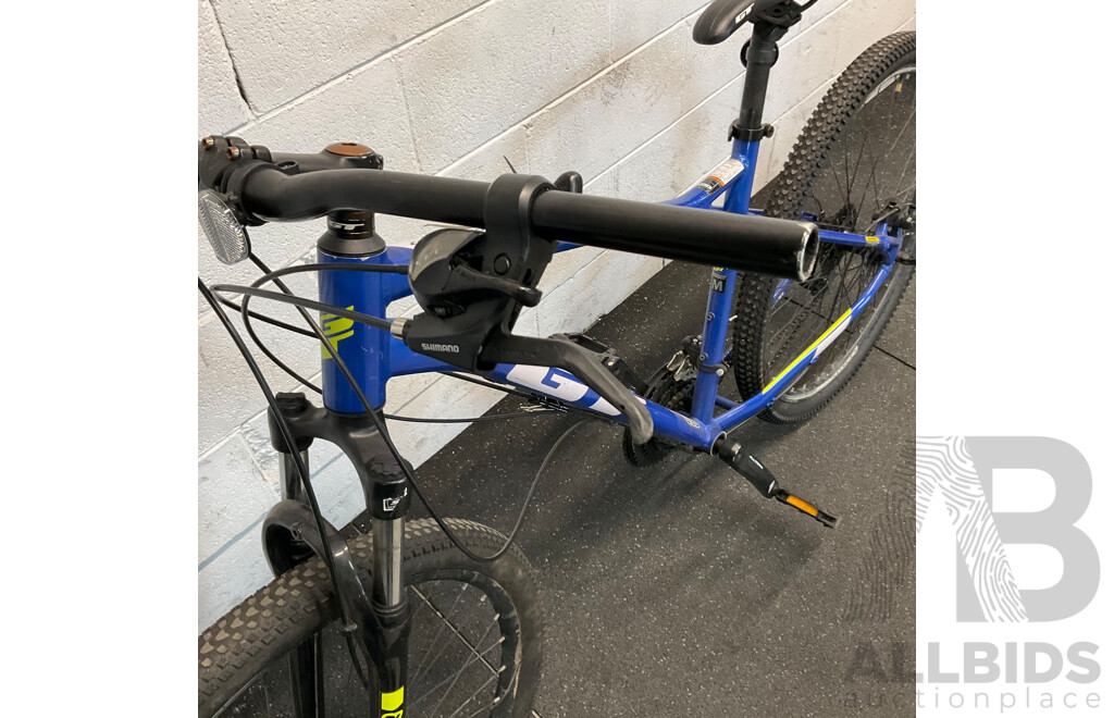 GT Aggressor Sport Bike - Size M