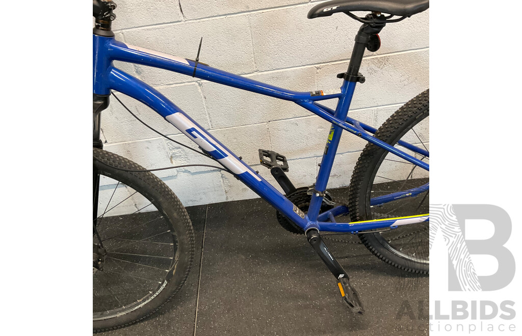 GT Aggressor Sport Bike - Size M