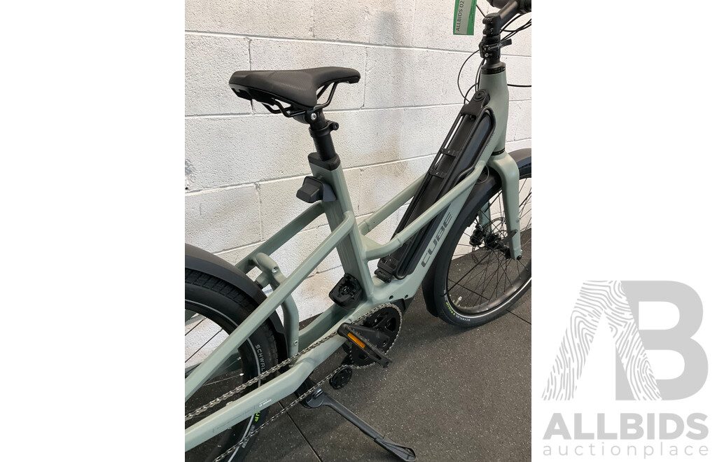 CUBE Longtail Cargo Hybrid Electric Cargo Bike - ORP $6,799