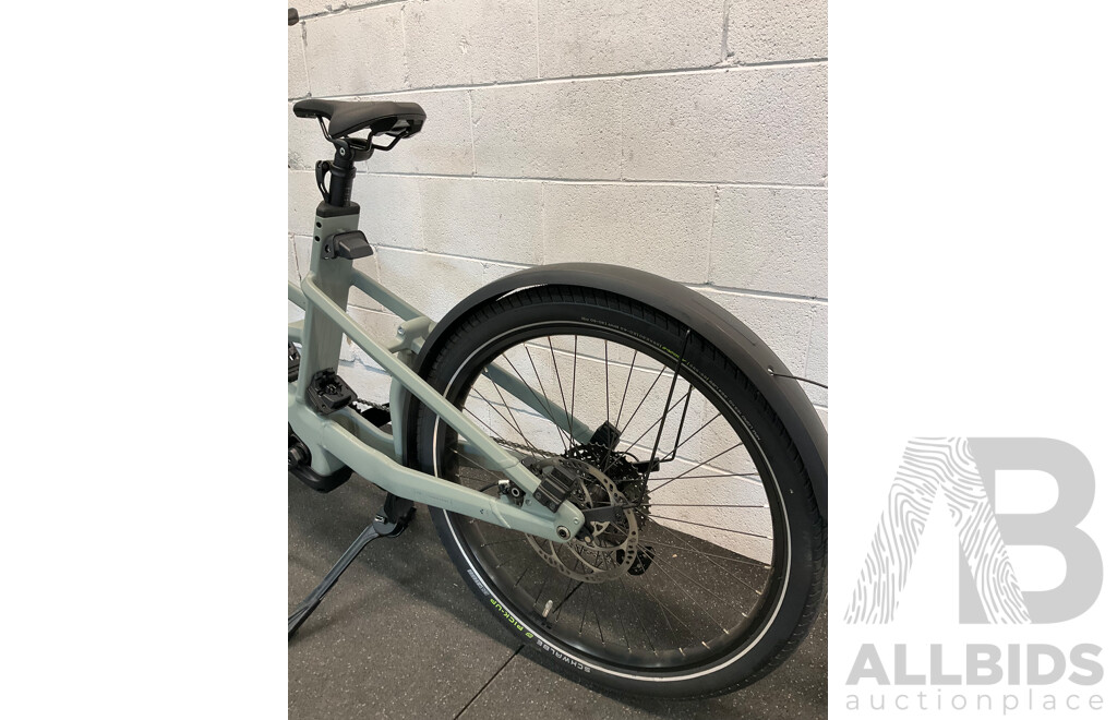 CUBE Longtail Cargo Hybrid Electric Cargo Bike - ORP $6,799