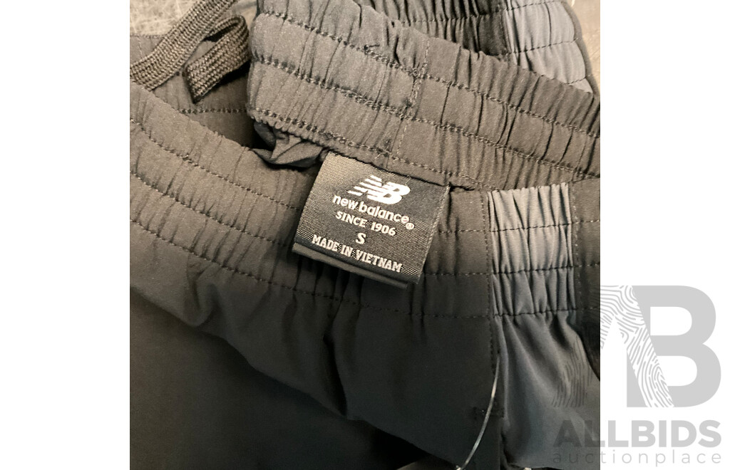 ADIDAS Sweat Jacket & Stussy Pullover Jacket & Champion Shorts & Newbalance Pants - Size S - Lot of 4