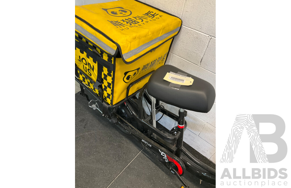 NEPTUNE Electric Cargo Bike