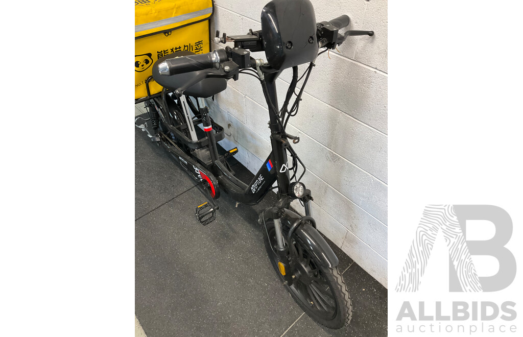 NEPTUNE Electric Cargo Bike