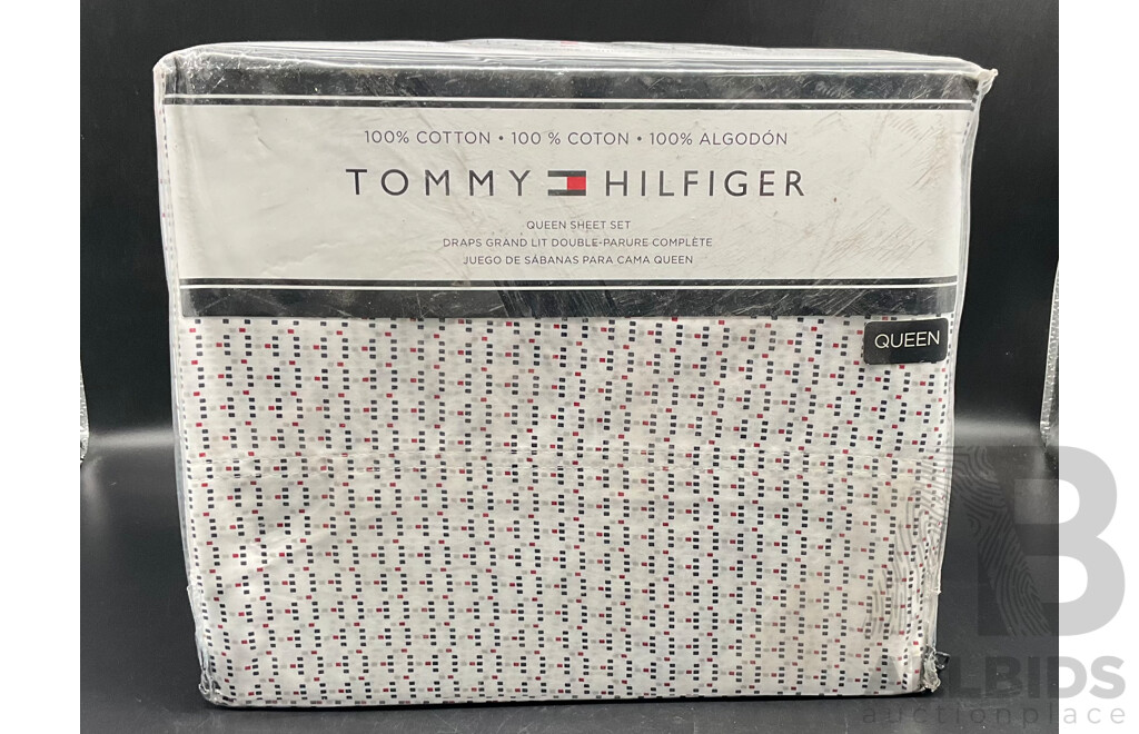 TOMMY HILFIGER Queen Sheet Set - ORP $249