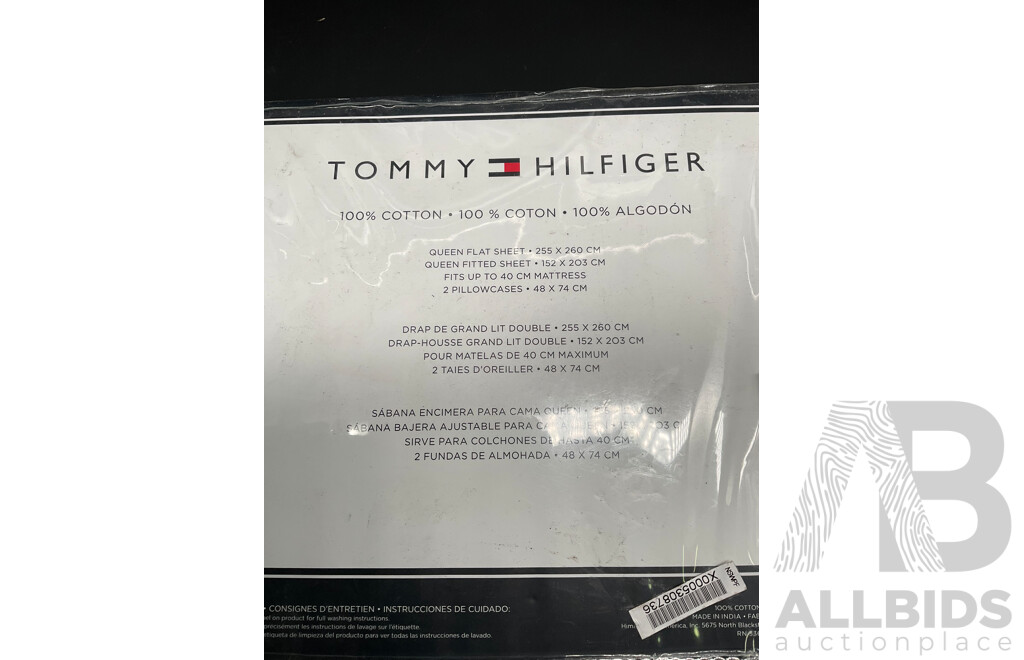 TOMMY HILFIGER Queen Sheet Set - ORP $249