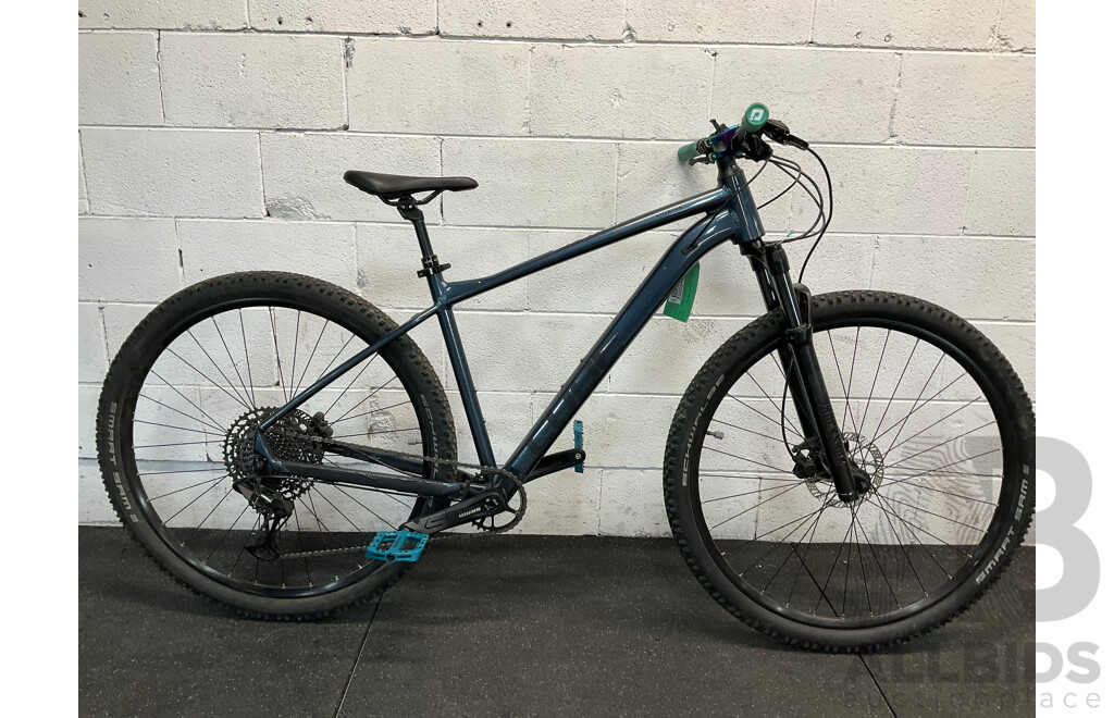 CUBE ATTENTION Hardtail Size L Mountain Bike - ORP $1399