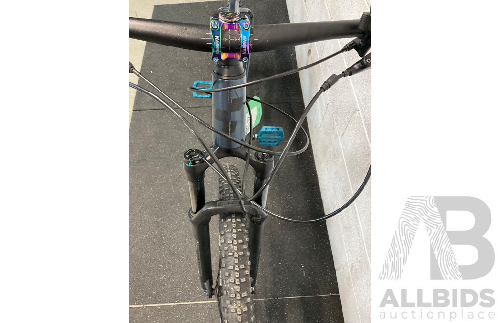 CUBE ATTENTION Hardtail Size L Mountain Bike - ORP $1399