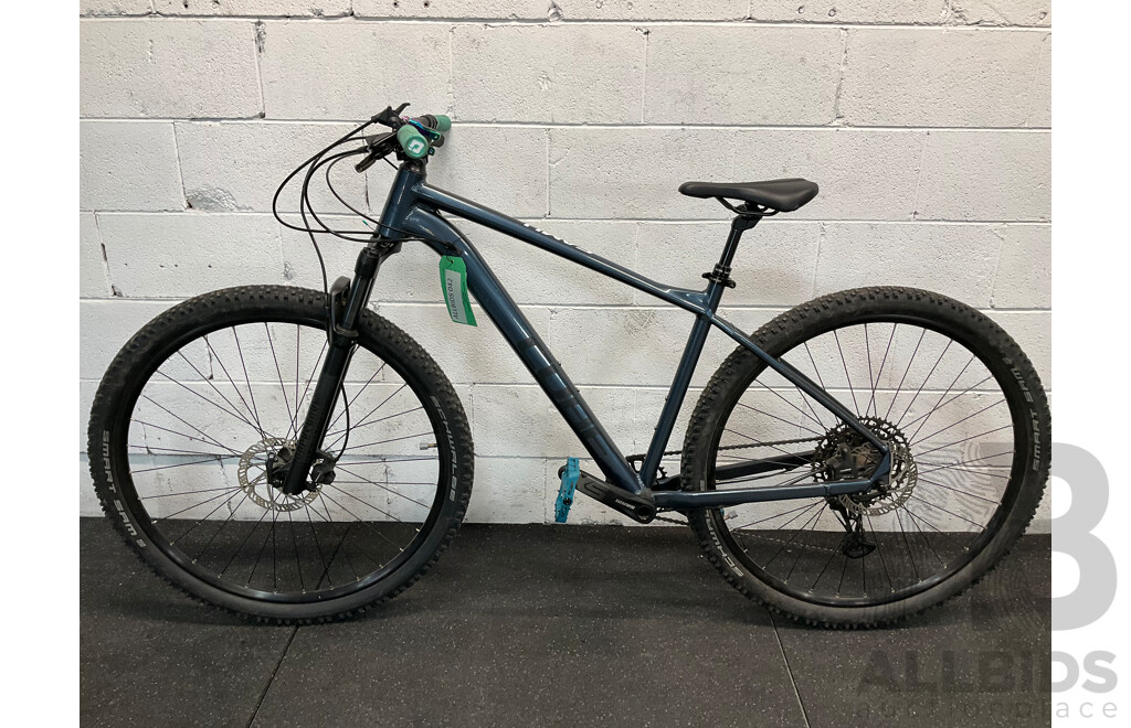 CUBE ATTENTION Hardtail Size L Mountain Bike - ORP $1399