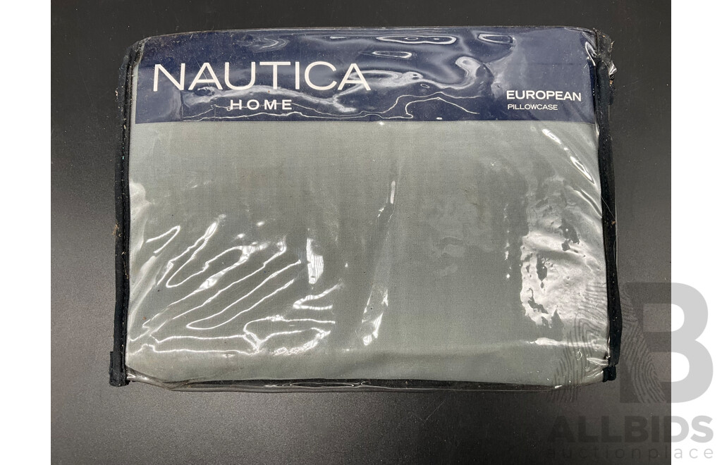 NAUTICA Home Queen Quilt Cover Set and European Pillowcase - ORP $210