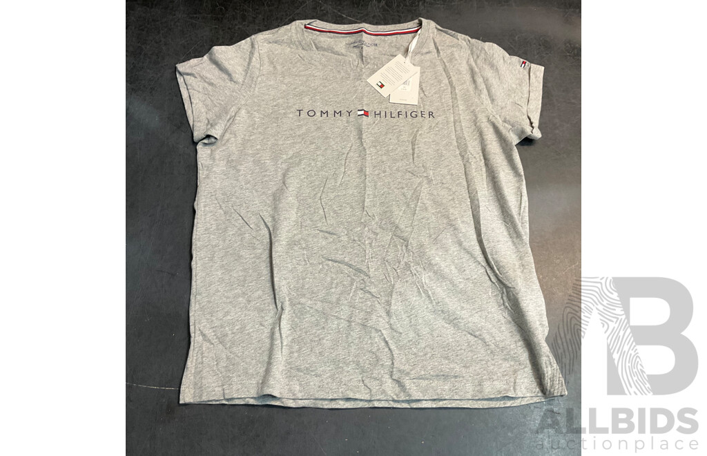 NIKE, Champion, Tommy Hilfiger, Lacoste T-Shirts & Polo Shirts - Size S - Lot of 4