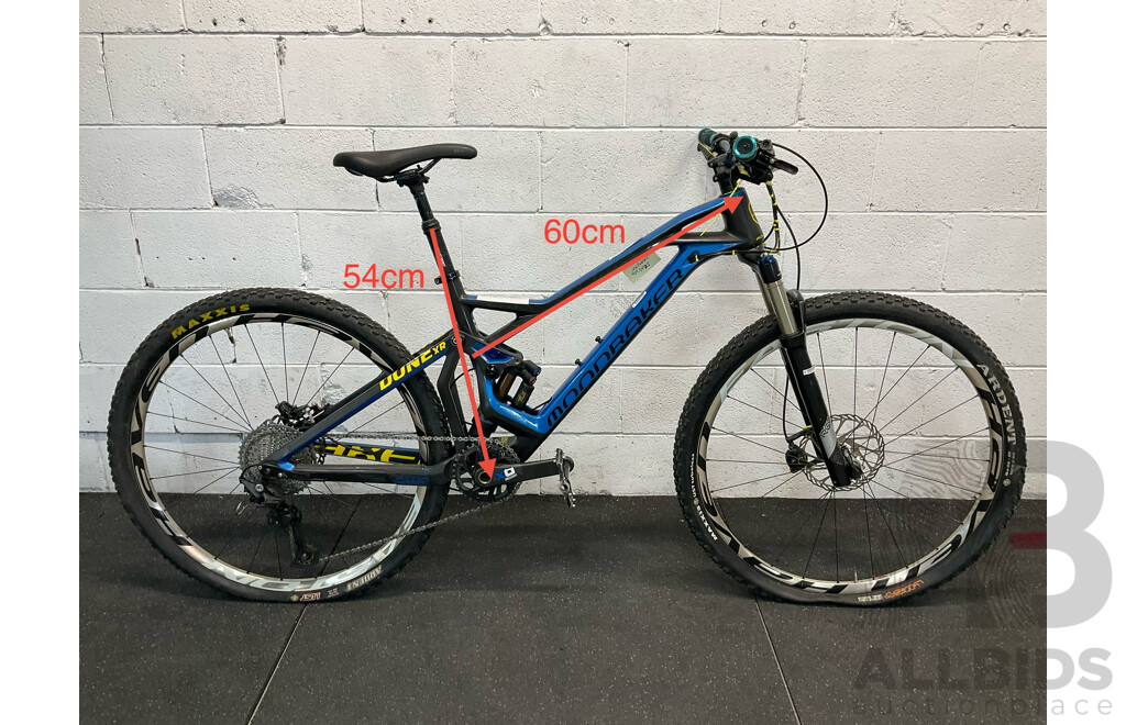MONDRAKER DUNE XR  Size M Mountain Bike 