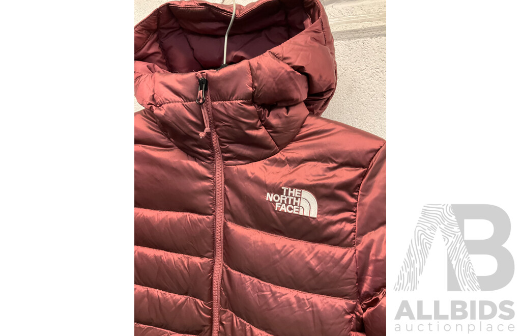 the NORTH FACE Women's Aconcaqua Hoodie Size XS - ORP $349.99