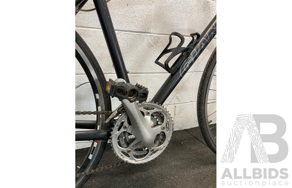 GIANT CRX One Road Bike
