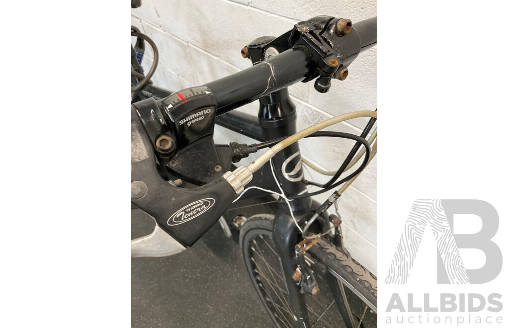 GIANT CRX One Road Bike