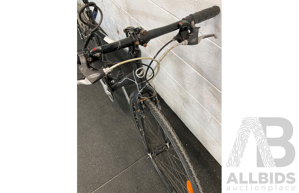 GIANT CRX One Road Bike
