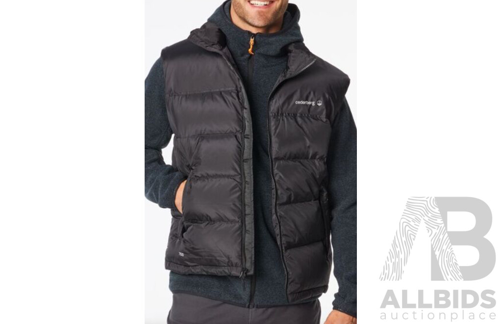 CEDERBERG Men's Mawson Voyage Down Vest Size Medium - ORP $219.99