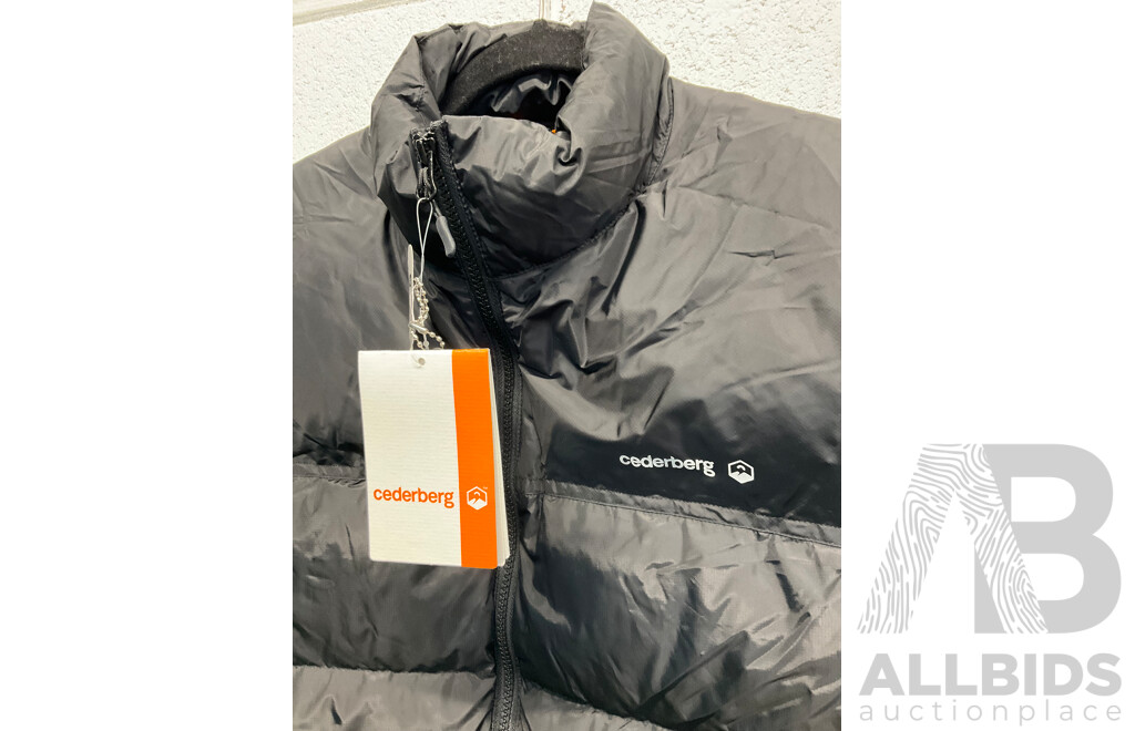 CEDERBERG Men's Mawson Voyage Down Vest Size Medium - ORP $219.99