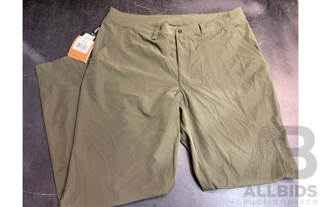 THE NORTH FACE Men's Trail Pants  Size 36 and 38 - ORP $429.99 - Lot of 3