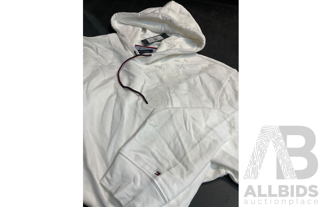 TOMMY HILFIGER Men's Hoodie and T-Shirts,  Size XXL and XL - ORP $319.99 - Lot of 3