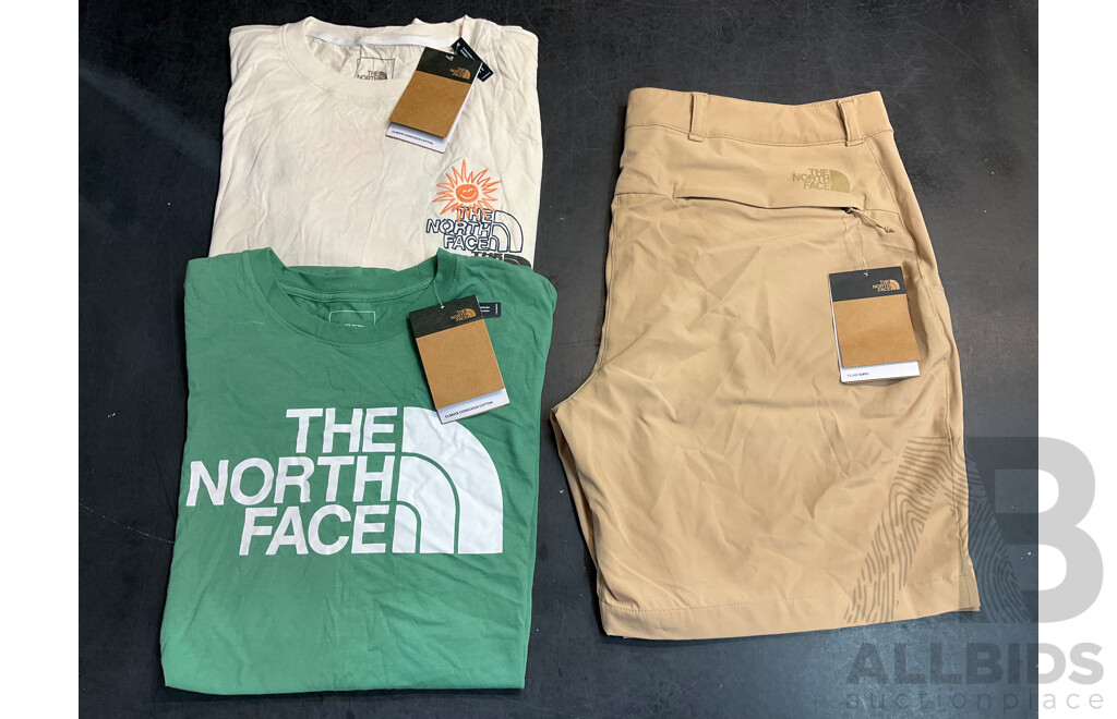 THE NORTH FACE Men's Shorts Size 40 and T-Shirts Size XL - ORP $224.99 - Lot of 3