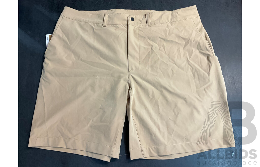 THE NORTH FACE Men's Shorts Size 38 and T-Shirts Size L - ORP $294.99 - Lot of 4