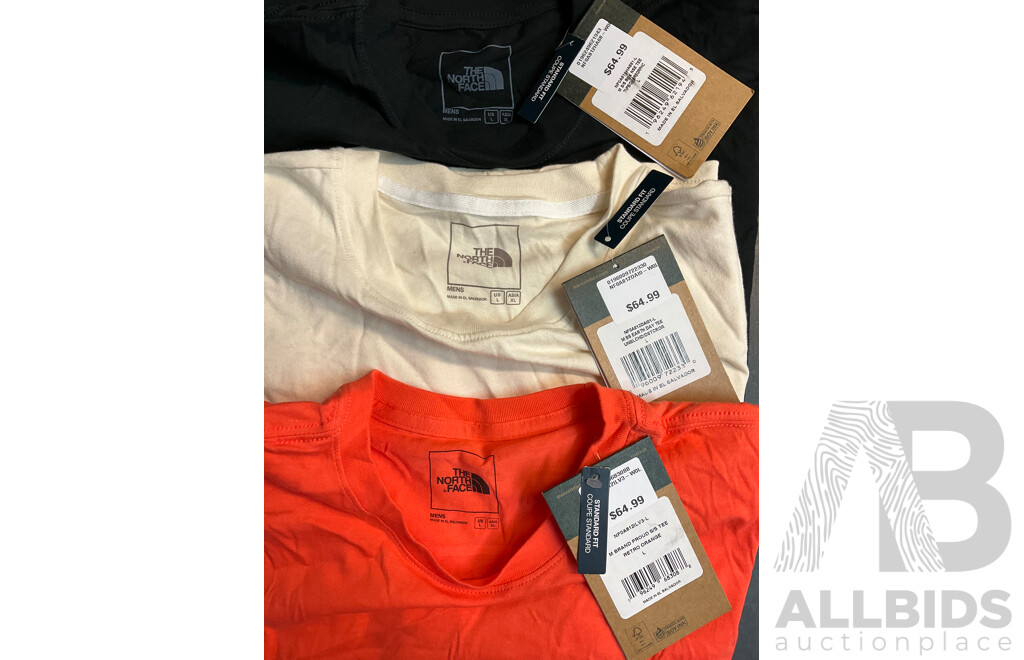 THE NORTH FACE Men's Shorts Size 38 and T-Shirts Size L - ORP $294.99 - Lot of 4